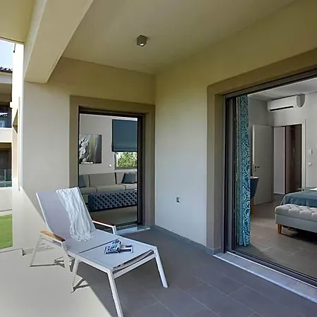 Lagouvardos Village Ξενοδοχείο