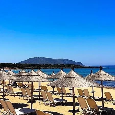 Lagouvardos Village Ξενοδοχείο 3*