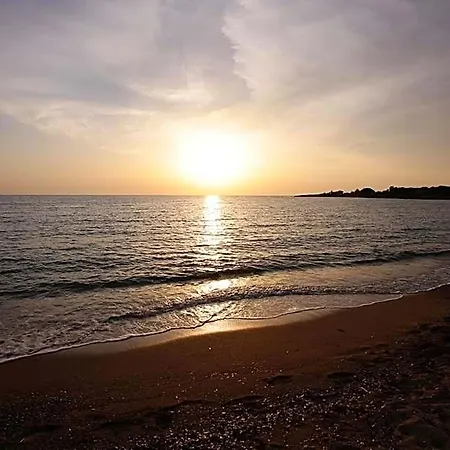 Ξενοδοχείο Lagouvardos Village