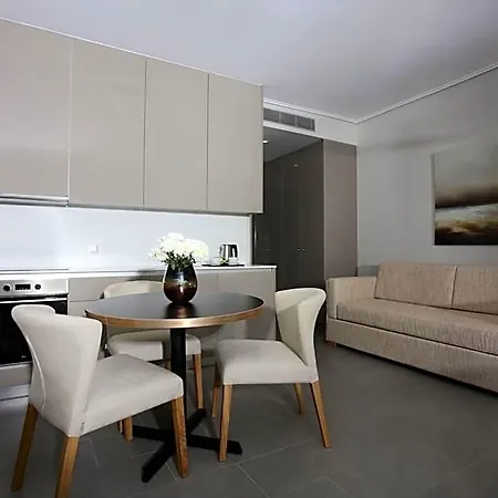 Ξενοδοχείο Lagouvardos Village 3*